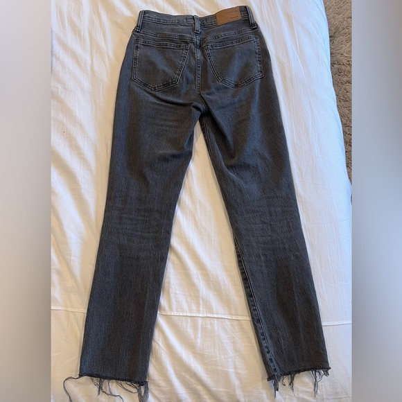 Madewell The Perfect Vintage Straight Leg Jean, Distressed Black, size 23 - Picture 3 of 3